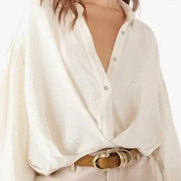 We The Free Ivory Rockaway Oversized Crop Shirt Medium - Picture 1 of 11